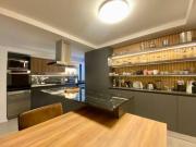 VENTA Semi piso de 3 dormitorios con vista parquizada....