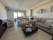 Departamento semi piso en venta, tres dormitorios con...