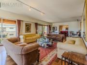 DEPARTAMENTO SEMIPISO 5 AMBIENTES 2 COCHERAS 1 BAULERA...