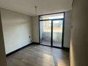 DEPARTAMENTO SEMIPISO A ESTRENAR FRENTE AL GOLF