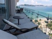 Departamento sobre Playa y sobre Av. Costera