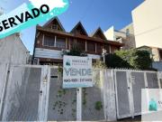 Departamento tipo casa 4 ambientes con fondo en 3...