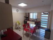 Departamento tipo casa al contrafrente de 4 ambientes...