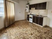Departamento Tipo Casa en alquiler en Lanus Oeste