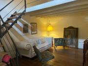 Departamento Tipo Casa en venta en Bernal Centro