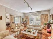 Departamento tipo dúplex de 5 ambientes en venta Recoleta