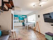 Departamento Tipo Duplex en Venta. Tres ambientes. Terraza
