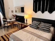 | Departamento tipo estudio amueblado, en renta. |