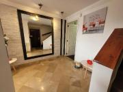 Departamento TRIPLEX en Urb El Condado / ascensor...