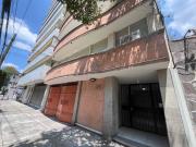 Departamento trirrecamara, cto serv, balcón, a unas...