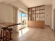 Departamento un ambiente c/ patio