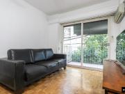 Departamento un dormitorio balcón al frente cocina...