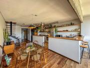 Departamento único de 2 dormitorios más comodín, terraza...