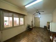 Departamento venta 1 ambiente Boedo 3er piso por...