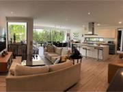 Departamentos con jardín privado en renta Cumbayá El Potrero