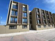 Departamentos en venta en Villas del Refugio, Alberca, 2...