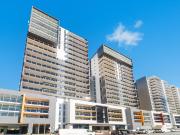 Deposit Taken! 1 bedroom plus Study Apartment For lease!