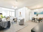 Deposit Taken Boutique parkside apartment a stroll to...