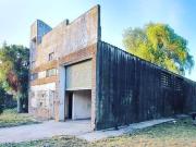 Depósito en venta 4 Ambientes 2 Baños Cochera 2.100Mts2...