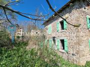 Dépt. 43 A VENDRE à SALETTES Maison et Ferme à rénover...