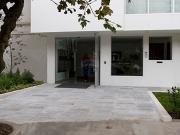 Dept de venta 2d sector gonzalez suarez, con patio