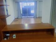 Depto. 2ambientes al frente con balcon cochera fija con...