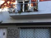 Depto 3 amb con dependencia de servicio. Totalmente externo