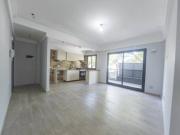 Depto 3 ambientes con balcón al frente Santo Tome 4400