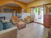 Depto. 4 Amb c/ 2 Patios en Villa del Parque