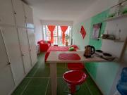 DEPTO. DE 1 AMBIENTE CON VISTA LATERAL AL MAR EN...