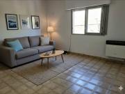 Depto de 1 dormitorio y cochera cubierta, La Plata