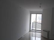 Depto. de un dormitorio y medio en venta en Jacinto Rios 42