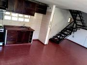 DEPTO EN ALQUILER DOS DORM Y COCHERA B ALBERDI $700MIL