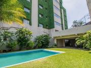 DEPTO. EQUIPADO EN COND. CON JARDÍN Y ALBERCA EN LOMAS...