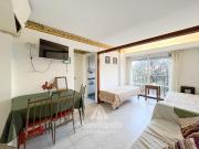 Depto Monoambiente al frente con balcón francés frente a...