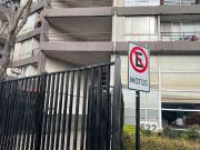 Depto monoambiente amplio y luminoso, Metro