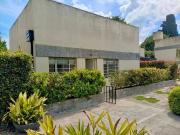 Depto tipo casa en VENTA City Bell 2 dorm. cochera