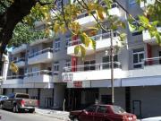 Deptos. 2 Amb. al Frente Excelente Zona Comercial /...