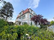 Der Schillerplatz ist um die Ecke!