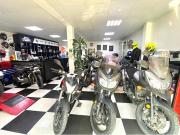 Derecho de LLave Taller y Sala de Venta de Motos Derecho de LLave Taller y Sala de Venta de Motos