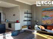 Dernier étage 83m², 3 pièces, 2ch, 1 chambre avec bain +...