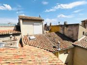 Dernier étage Appartement T4 centre ville historique Aix e