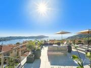 Dernier étage avec toit terrasse donnant sur la Rade...