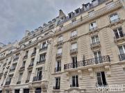 Dernier étage haussmannien calme et lumineux 75017 Paris