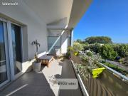 Dernier étage T4 de 78m² avec terrasse, balcons et garages