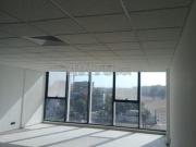 Des bureaux neufs à louer su bd tadart californi