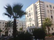 Des Hauts Standing Couple Filles Célibataires