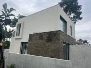 Descobre esta magnífica moradia T3 independente Aroeira...