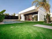 Descubra las exclusivas villas de obra nueva en Molina...