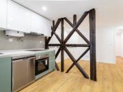 Descubra o Charme de Lisboa: T1 Moderno e Remodelado no...